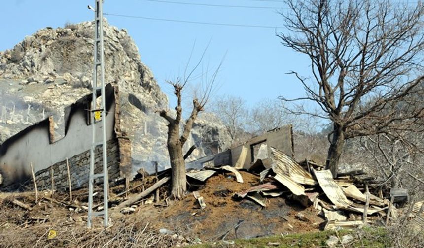 İlkokul öğrencisi yangında öldü