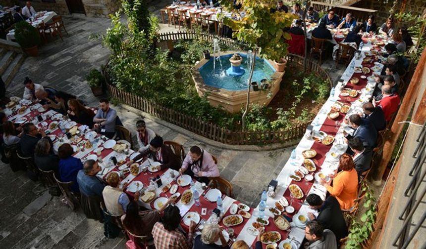 Gastronomi Uzmanı Turist Rehberler Kahramanmaraş'ta