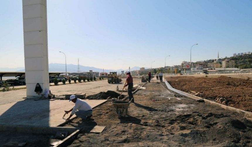 Kahramanmaraş Büyükşehir Belediyesi'nden yeşil alan çalışması!