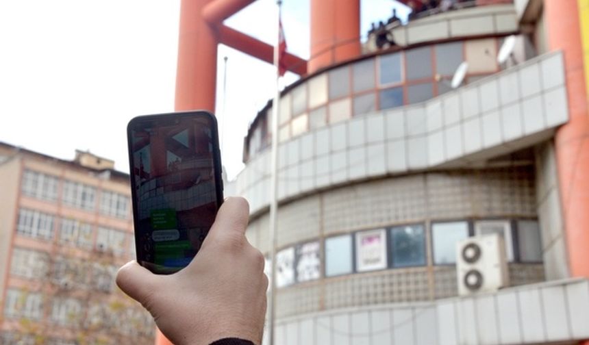 Kahramanmaraş'ta İntihar girişimini izleyen vatandaşların 'Canlı Yayın Sevdası'