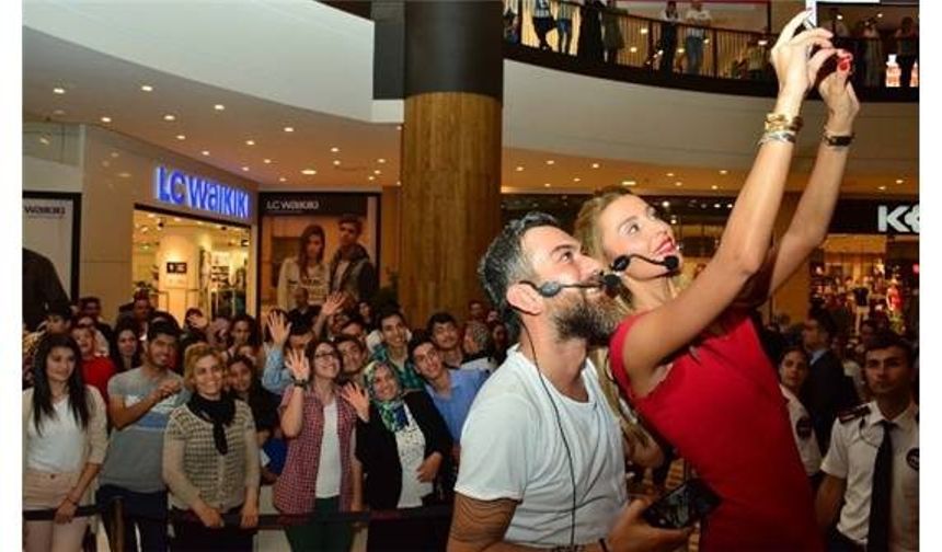 Kahramanmaraş Piazza'da Hakan Akkaya ve Özge Ulusoy ile Moda Hakkında Her Şey