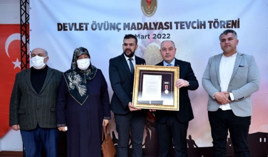 Kahramanmaraş'ta Şehit ailelerine devlet övünç madalyası verildi