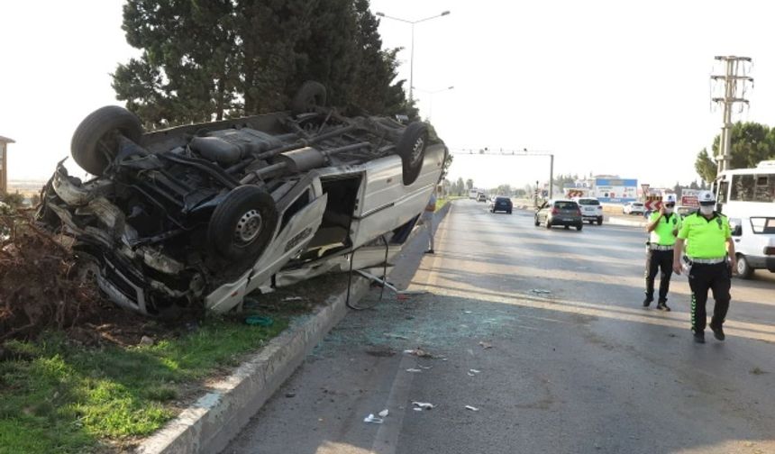 Kahramanmaraş’ta işçi servisi ters döndü: 10 yaralı