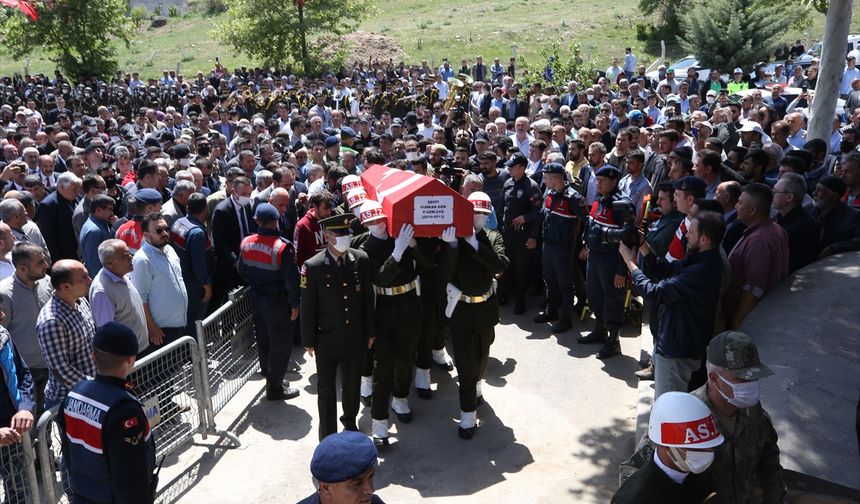 Şehit Piyade Uzman Çavuş Furkan Gök, Kahramanmaraş'ta son yolculuğuna uğurlandı