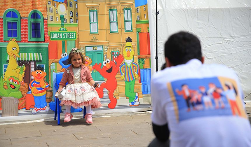 Kahramanmaraş'ta Çocuklar 23 Nisan'da Fotoğraflarıyla Mutlu Oldu!