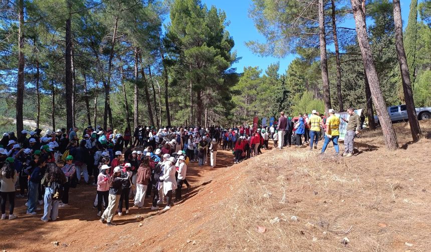 Kahramanmaraş'ta Çevre Farkındalığı İçin Birlikte Temizlik Etkinliği