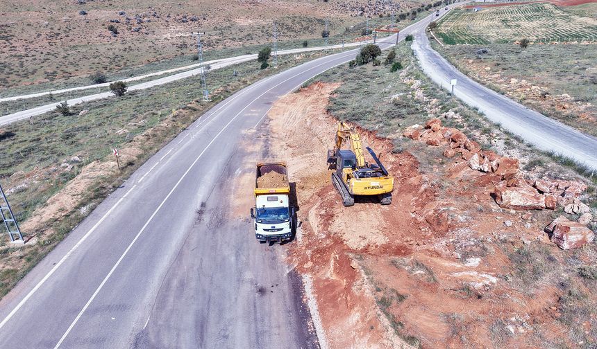 Kahramanmaraş Afşin’de Dar Yollar Genişliyor, Ulaşım Rahatlıyor!