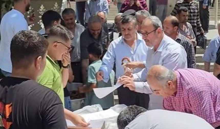 Kahramanmaraş’ın Pazarcık İlçesinde Doktor Krizi İçin İmza Yağmuru!