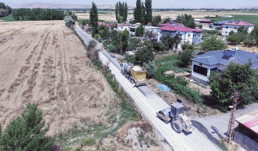 Kahramanmaraş Elbistan’da 4 Mahallenin Yolları Yenilendi
