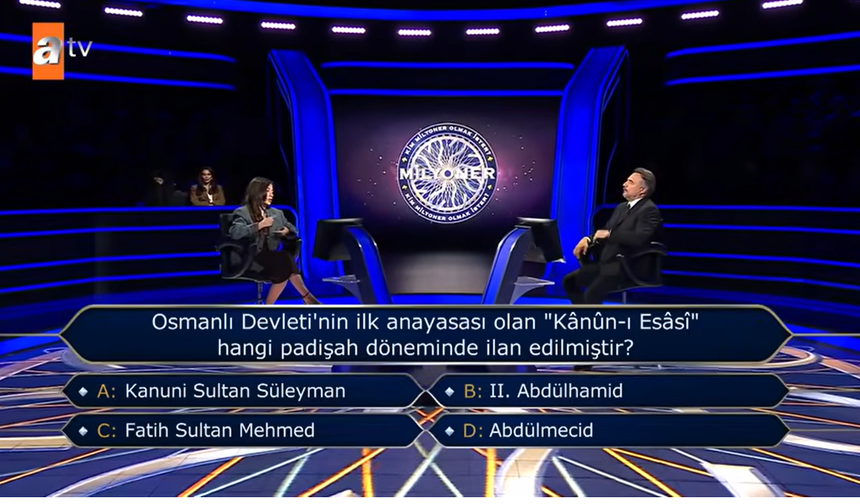Osmanlı Devleti’nin İlk Anayasası Kanûn-ı Esâsî Hangi Padişah Döneminde İlan Edildi?