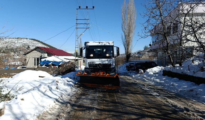 Kahramanmaraş’ta Karla Mücadele: Yollar Açık Tutuluyor