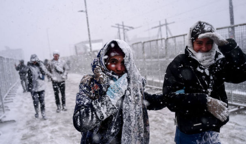 İstanbul’da 5 İlçede Okullara Kar Tatili: Valilikten Resmî Açıklama