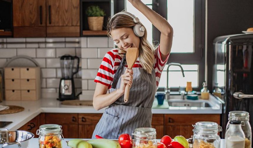 Evde Yapılabilecek, Hem Geliştiren Hem Oyalayan Hobiler Neler?