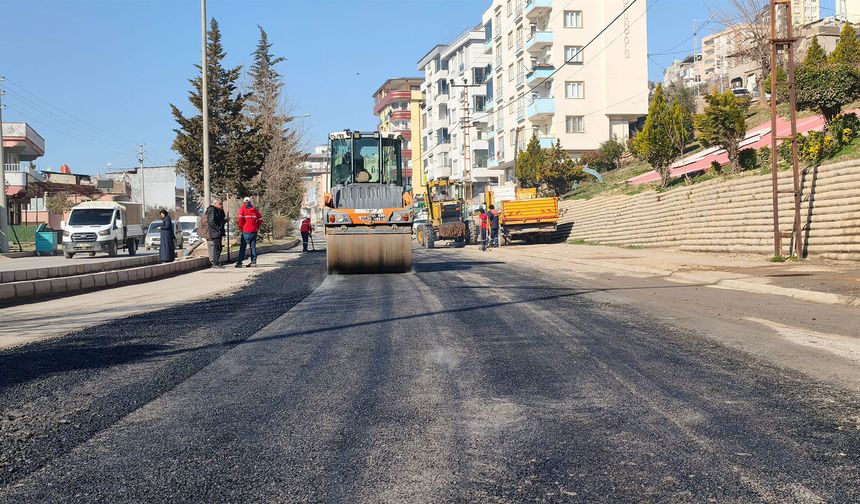Kahramanmaraş Dulkadiroğlu’nda Sıcak Asfalt Çalışması