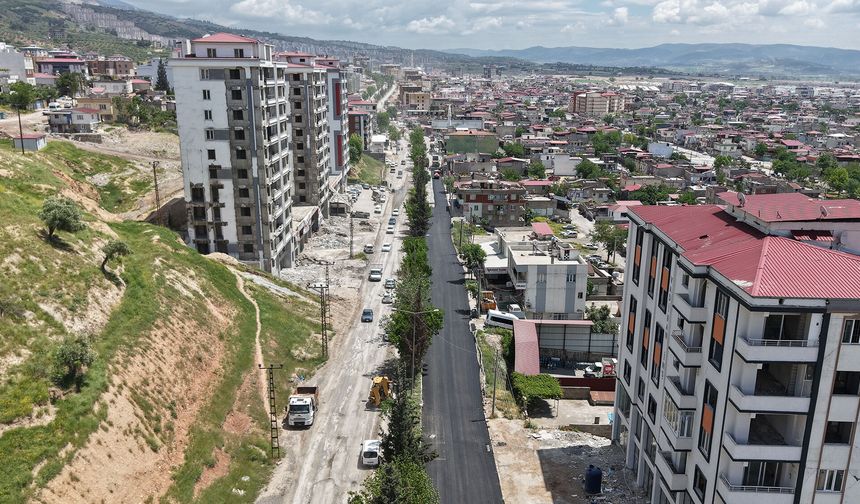 Kahramanmaraş'ta Yol Seferberliği Sürüyor: Şeyh Şamil ve Vezir Hoca’da Yoğun Mesai