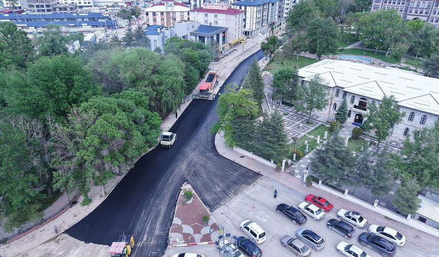 Kahramanmaraş Elbistan’da Bayram Öncesi Yol Mesaisi