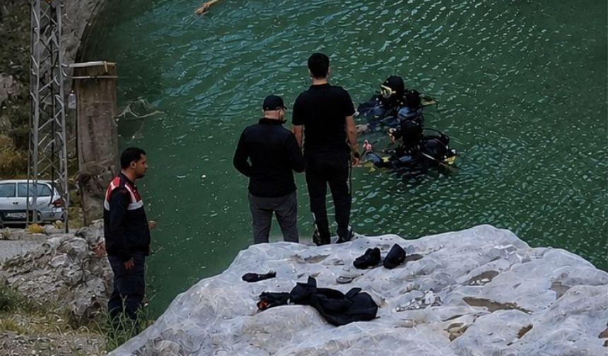Kahramanmaraş’ta Balık Tutarken Nehre Düştü, Kayboldu!