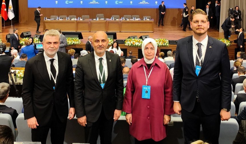 Kahramanmaraş Teşkilatı AK Parti Toplantısında Tam Kadro Yer Aldı