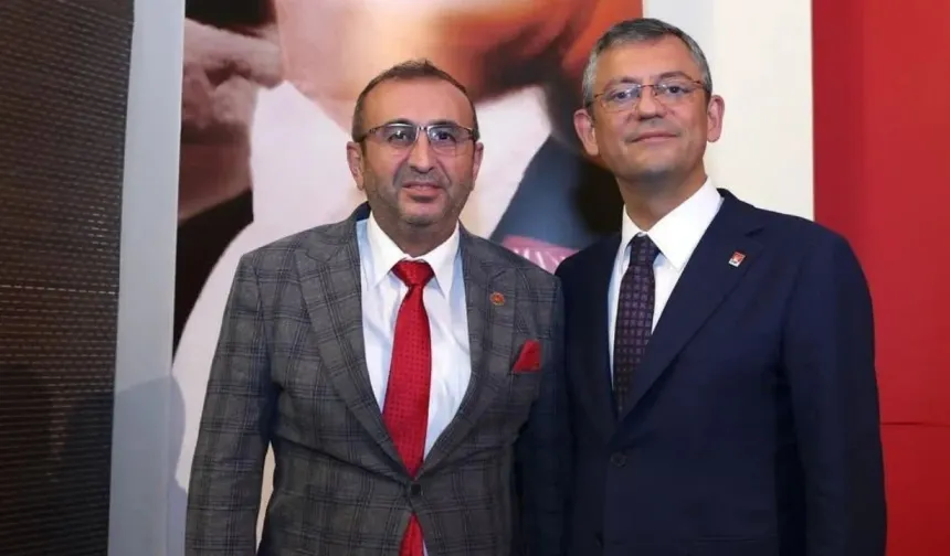 Kahramanmaraş CHP'de Ünal Ateş Özgür Özel'e, Ali Öztunç Kılıçdaroğlu'na Destek Verdi