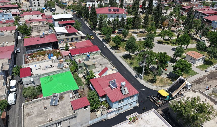 Kahramanmaraş'ta Yavuz Selim Mahallesi’nde Asfalt Seferberliği Sürüyor
