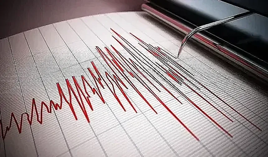 Kahramanmaraş'ta Korkutan Deprem! Vatandaşlar Sokağa Döküldü!