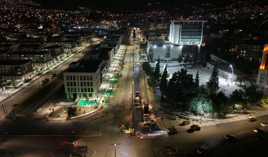 Kahramanmaraş Azerbaycan Bulvarı’nda İlk Kat Asfalt Serimi Başladı