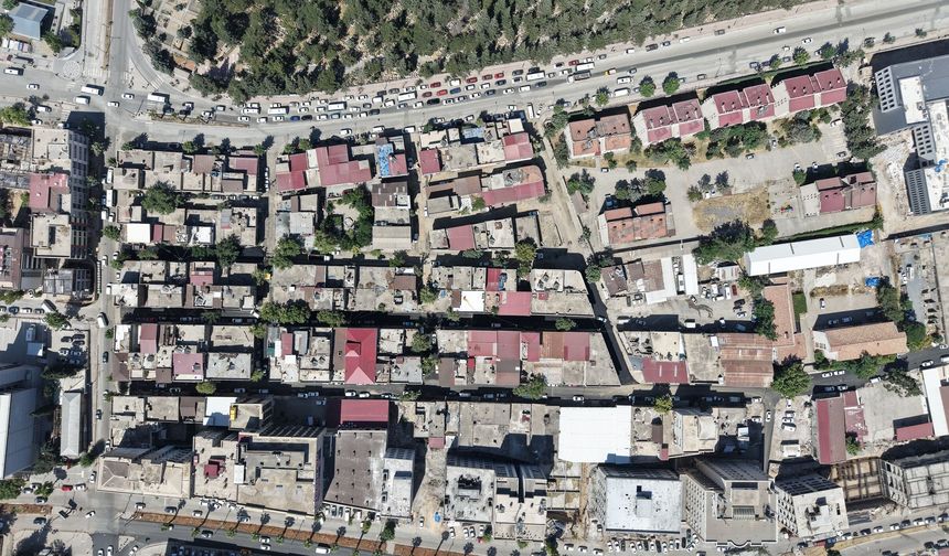 Kahramanmaraş’ta Bir Mahalle Daha Sıcak Asfaltla Buluşuyor