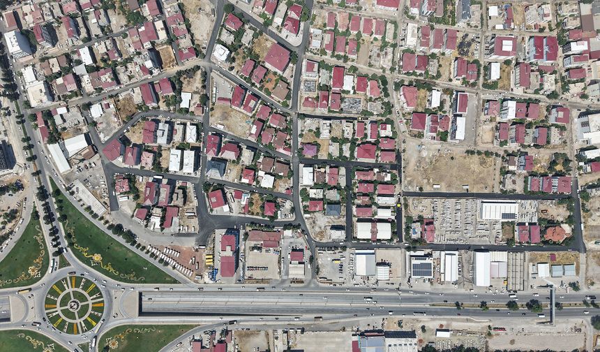 Dulkadiroğlu’nda Asfalt Seferberliği: Üç Sokakta Çalışmalar Sürüyor