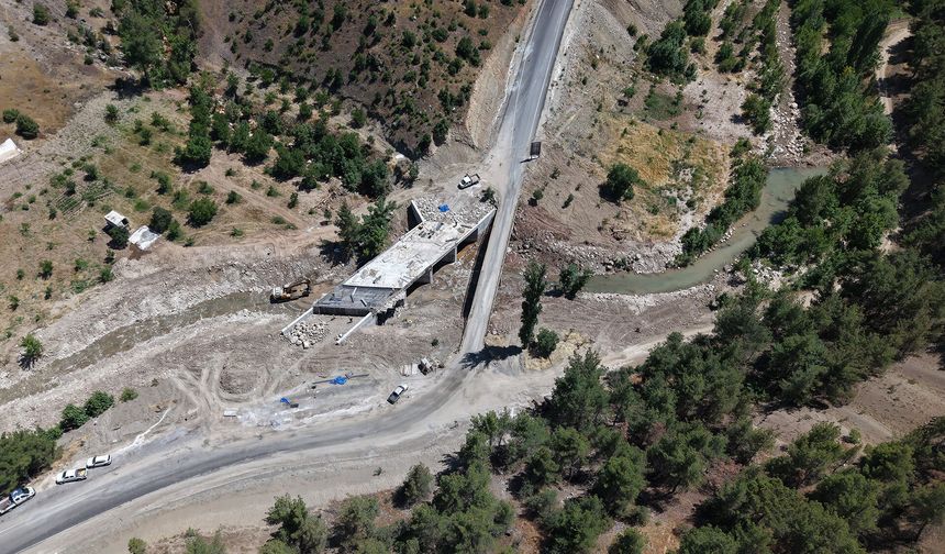 Kahramanmaraş Bertiz’de 43 Yıllık Köprü Yenileniyor