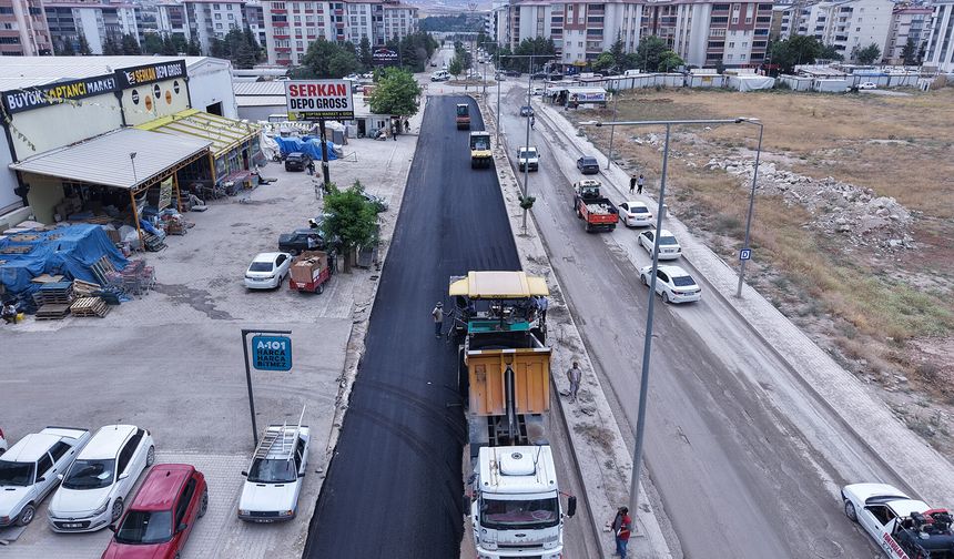Kahramanmaraş Büyükşehir'den Elbistan'a Yeni Ulaşım Atağı! 2,5 Kilometrelik Bulvar Yenileniyor