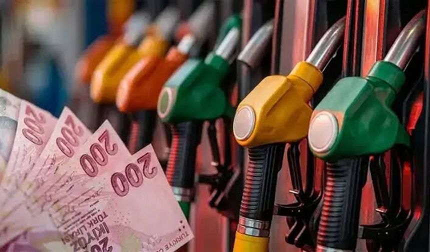 Akaryakıtta Zam Alarmı: Benzine 1 Lira 23 Kuruşluk Artış!