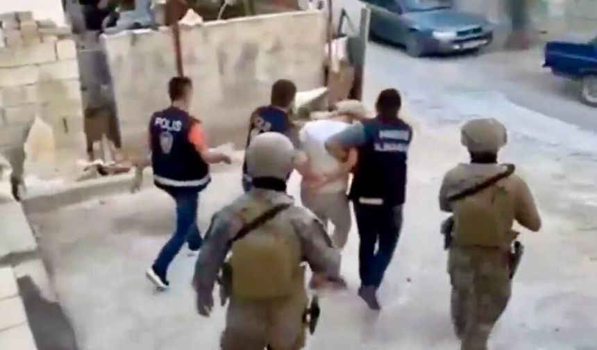 Kahramanmaraş'ta Narkotik Operasyonu! 3 Ay Takip Edildiler, 25 Şüpheli Tutuklandı