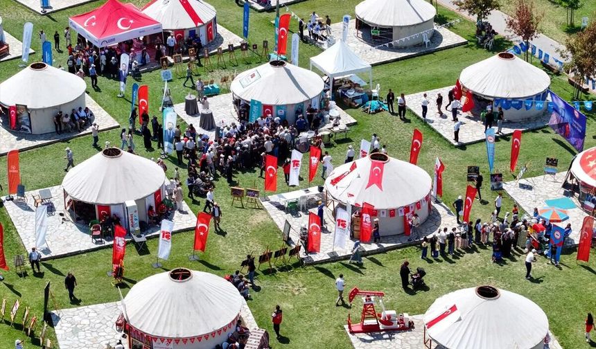 Kahramanmaraş Ahlat’ta Gövde Gösterisi Yaptı! Tarih, Lezzet ve Güreş Bir Arada
