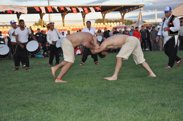 2. Uluslararası Elbistan Şalvar Güreşi Festivali