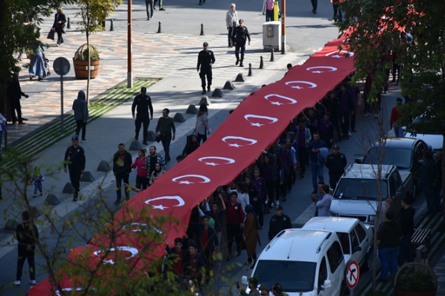 Abdal Halil Ağa'yı anma yürüyüşü düzenlendi