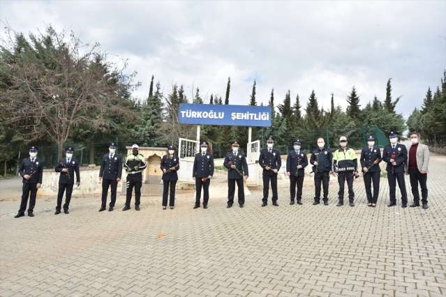 Kahramanmaraş'ta polis ekipleri şehitliği ziyaret etti!