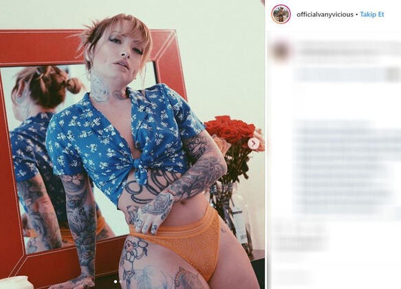 Instagram'da 650 bine yakın takipçisi bulunan genç kadının paylaşımlarına yorum ve beğeni yağıyor.
Florida