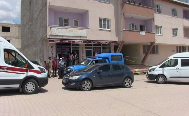 Ekinözü’nde görev yapan uzman çavuş eşini öldürüp intihar etti