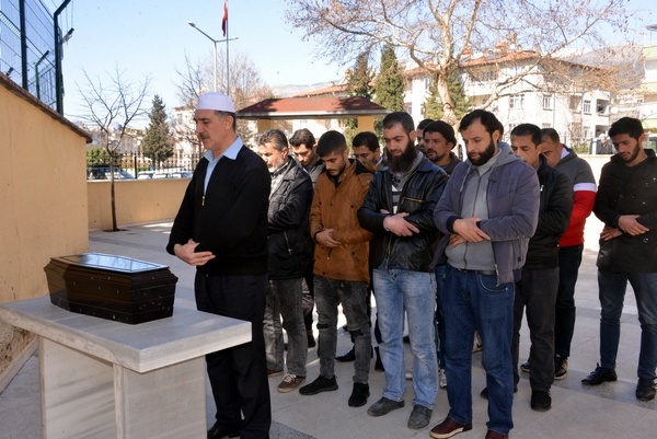 Kahramanmaraş'ta 2 aylık bebek toprağa verildi