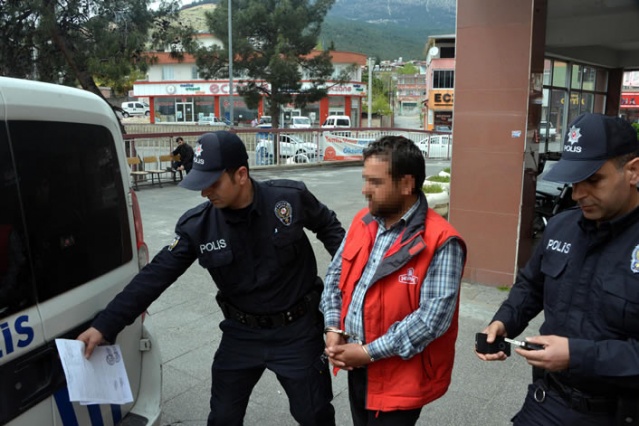 Yaşlı adama çarpıp ölümüne neden olan sürücü, adli kontrolle serbest