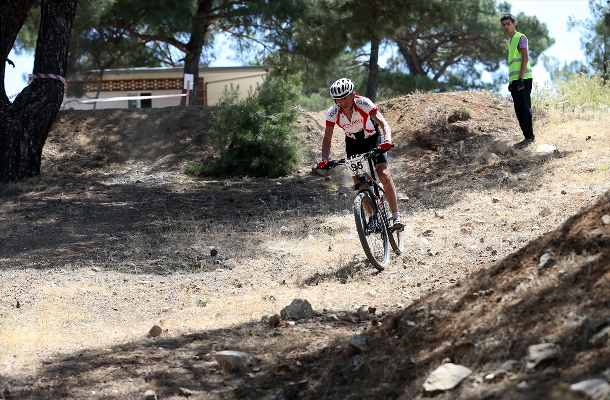 Kahramanmaraş'ta düzenlenen MTB Cup XCO C2 Dağ Bisikleti yarışları gerçekleştirildi.