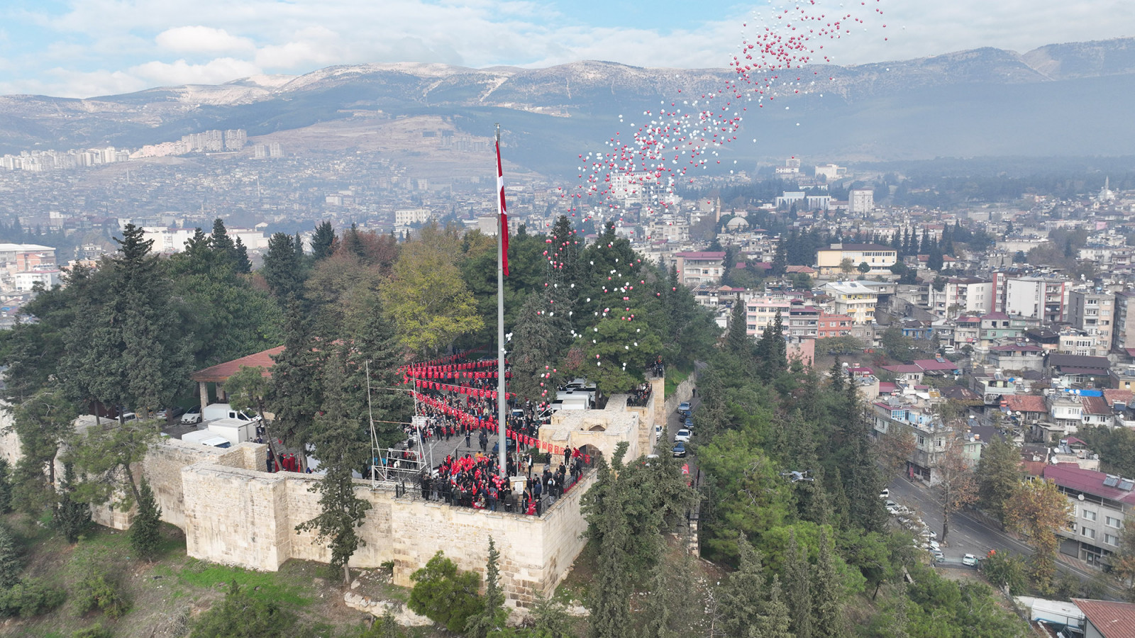 Bayrak Olayı Kahramanmaraş'ta 103. Kez  Gururla Kutlandı!