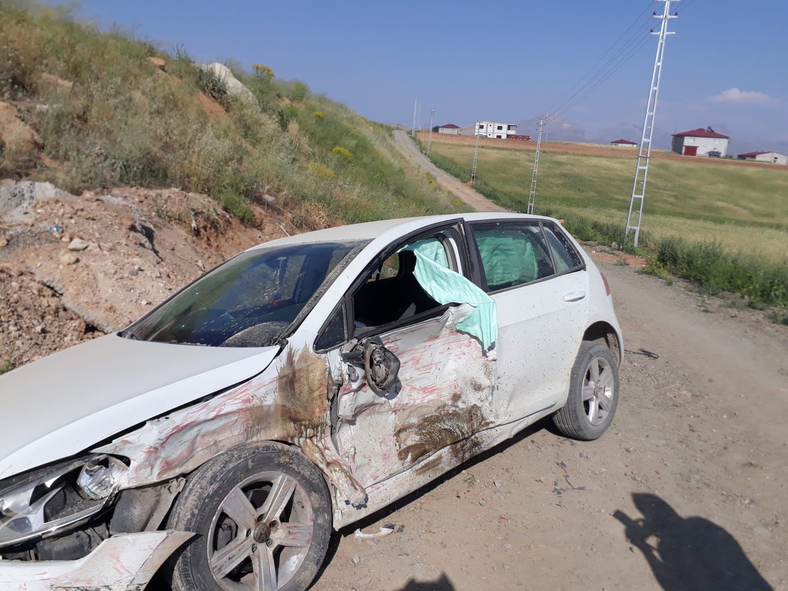 Kahramanmaraş Afşin’de Trafik Kazası: 2 Kişi Yaralandı