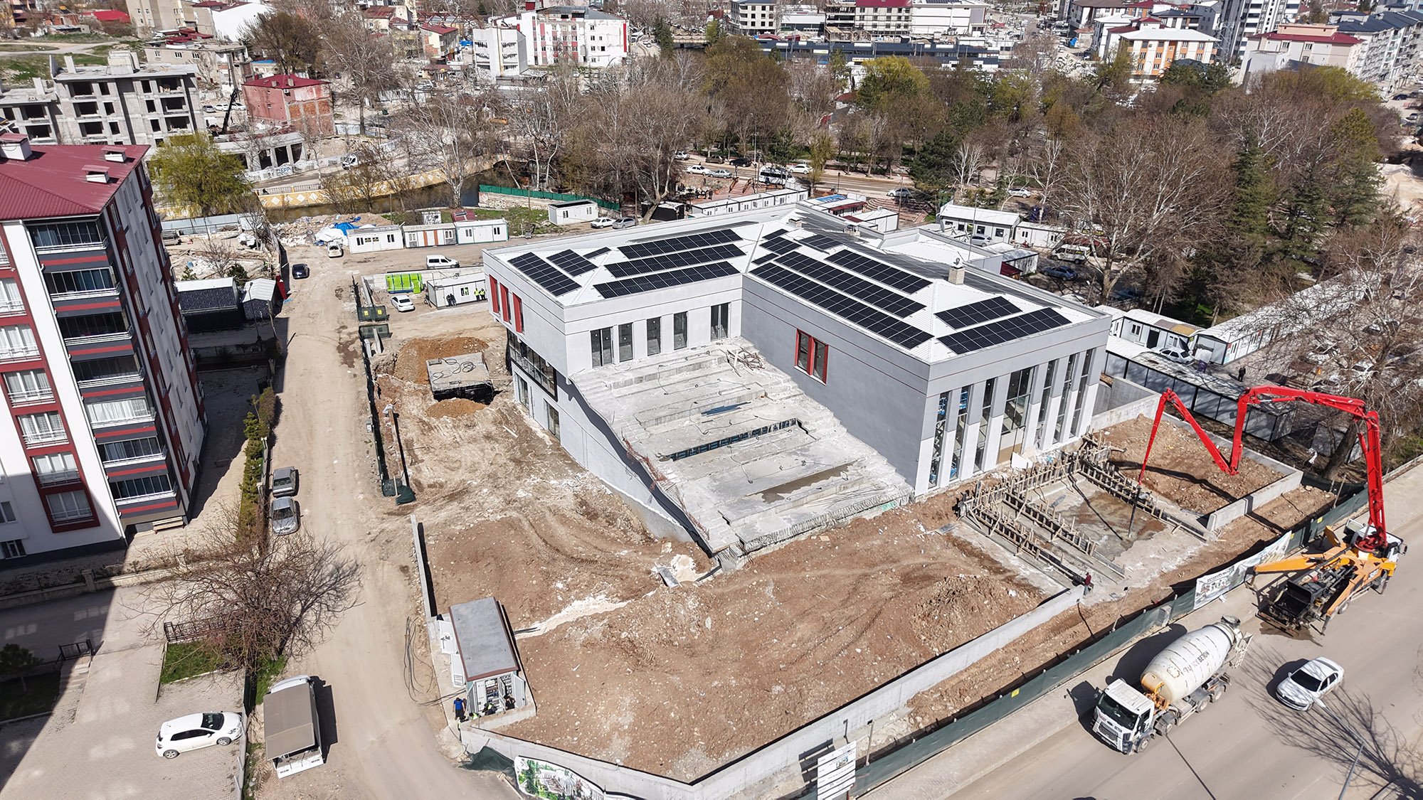 Elbitan İlçe Halk Kütüphanesi (4)