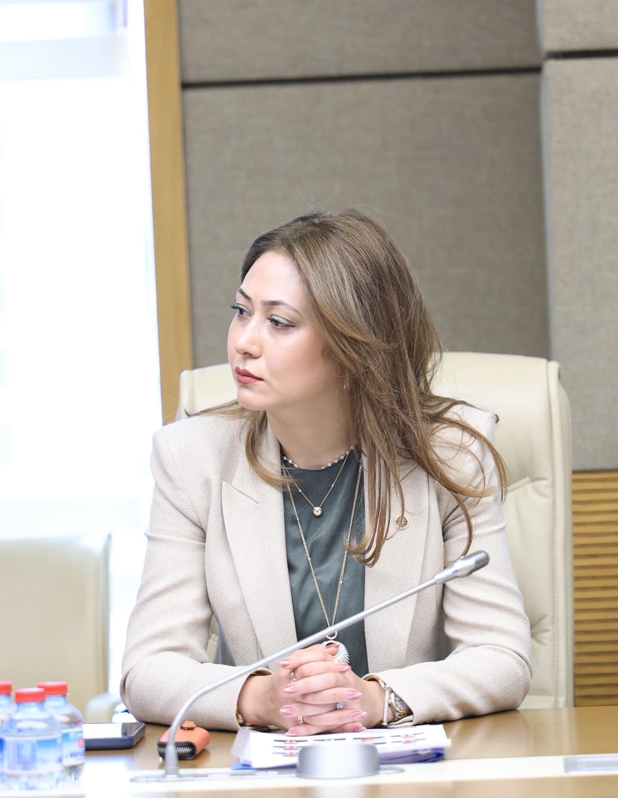 H H Folh Abs A A F Ch B