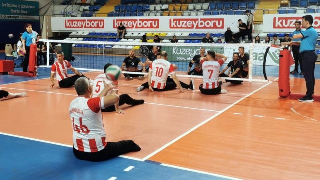 Oturarak Voleybol (1)