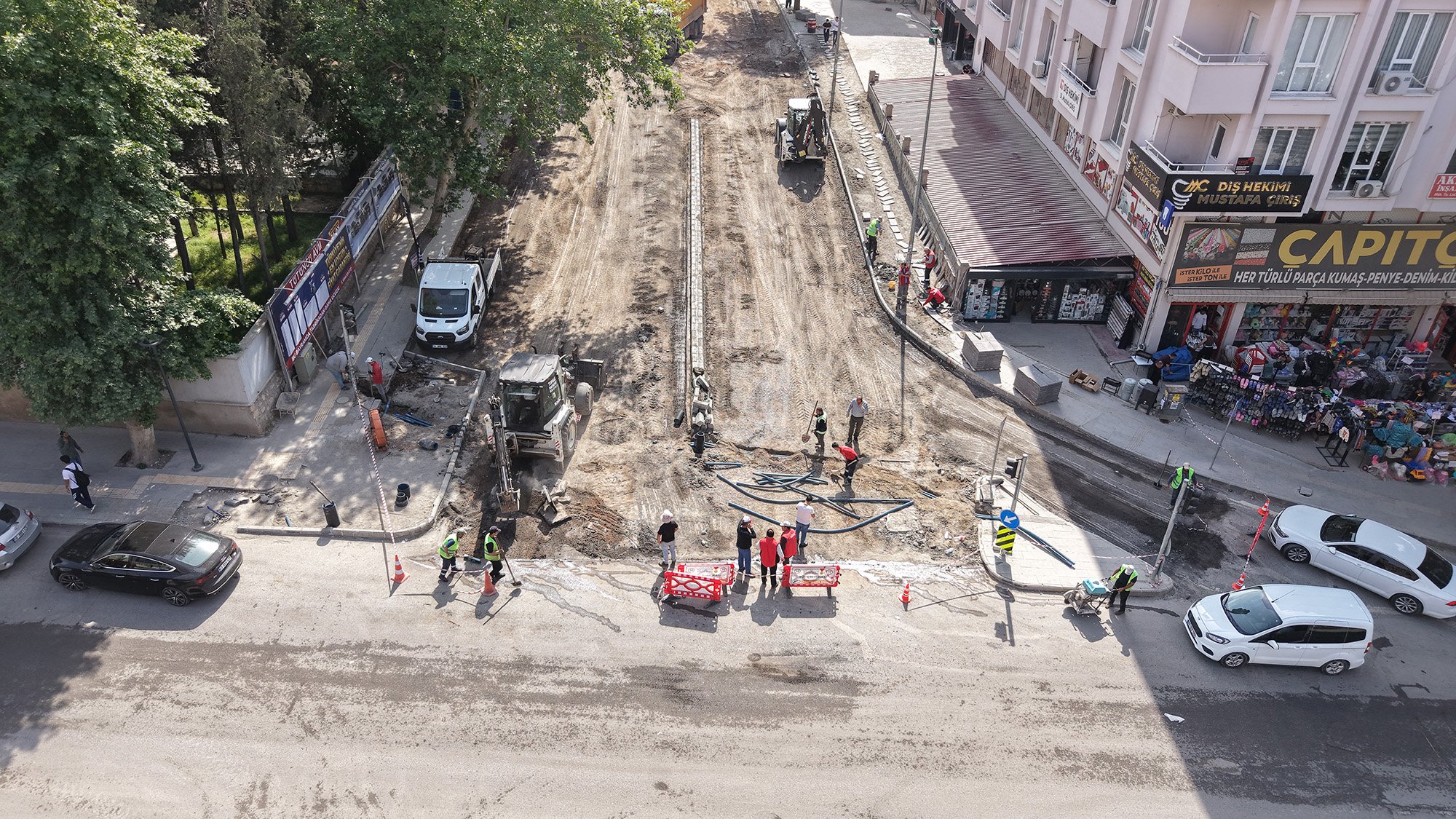Cahit Zarifoğlu Caddesi (1)