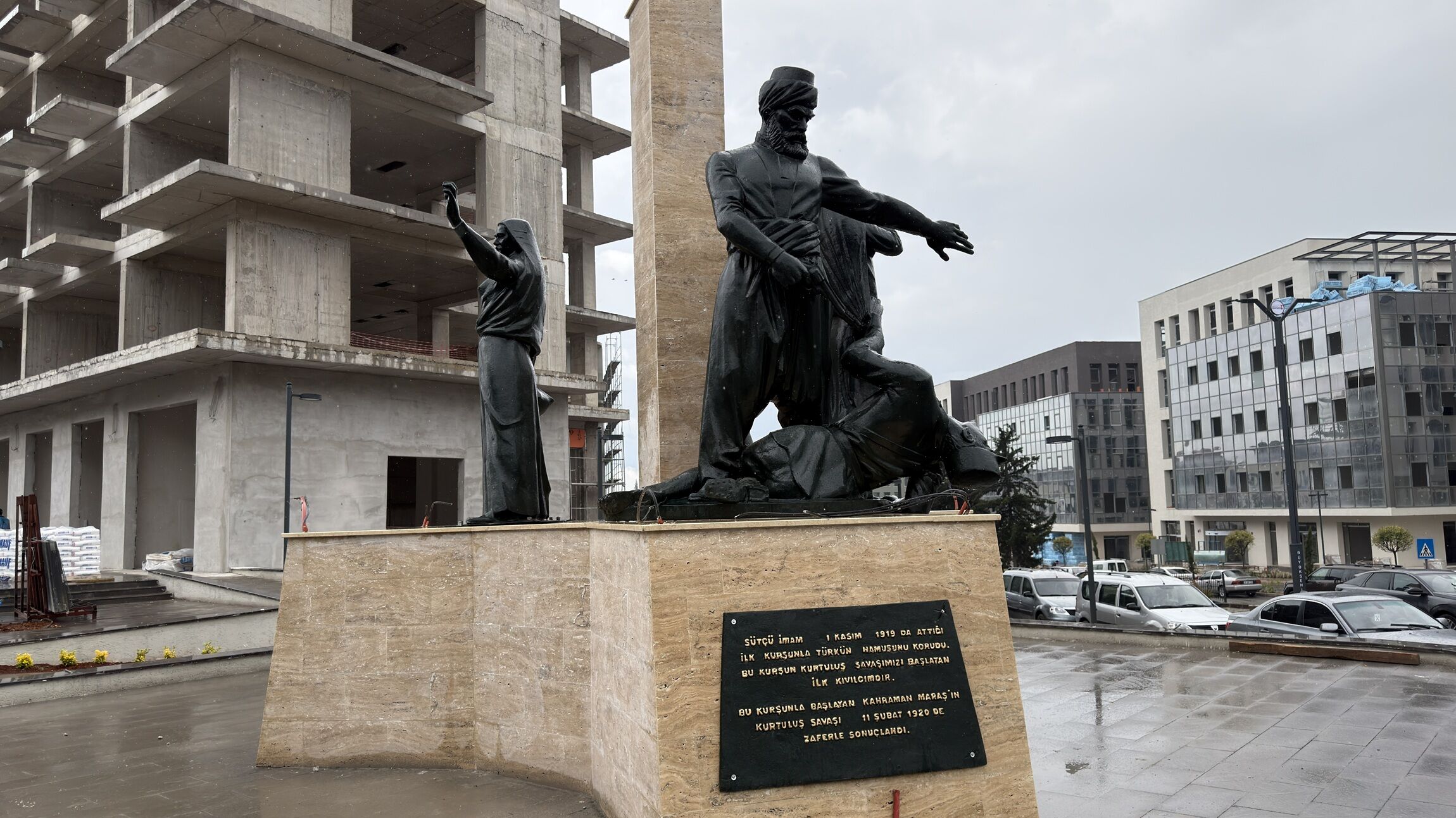 Kıbrıs Meydanı (4)