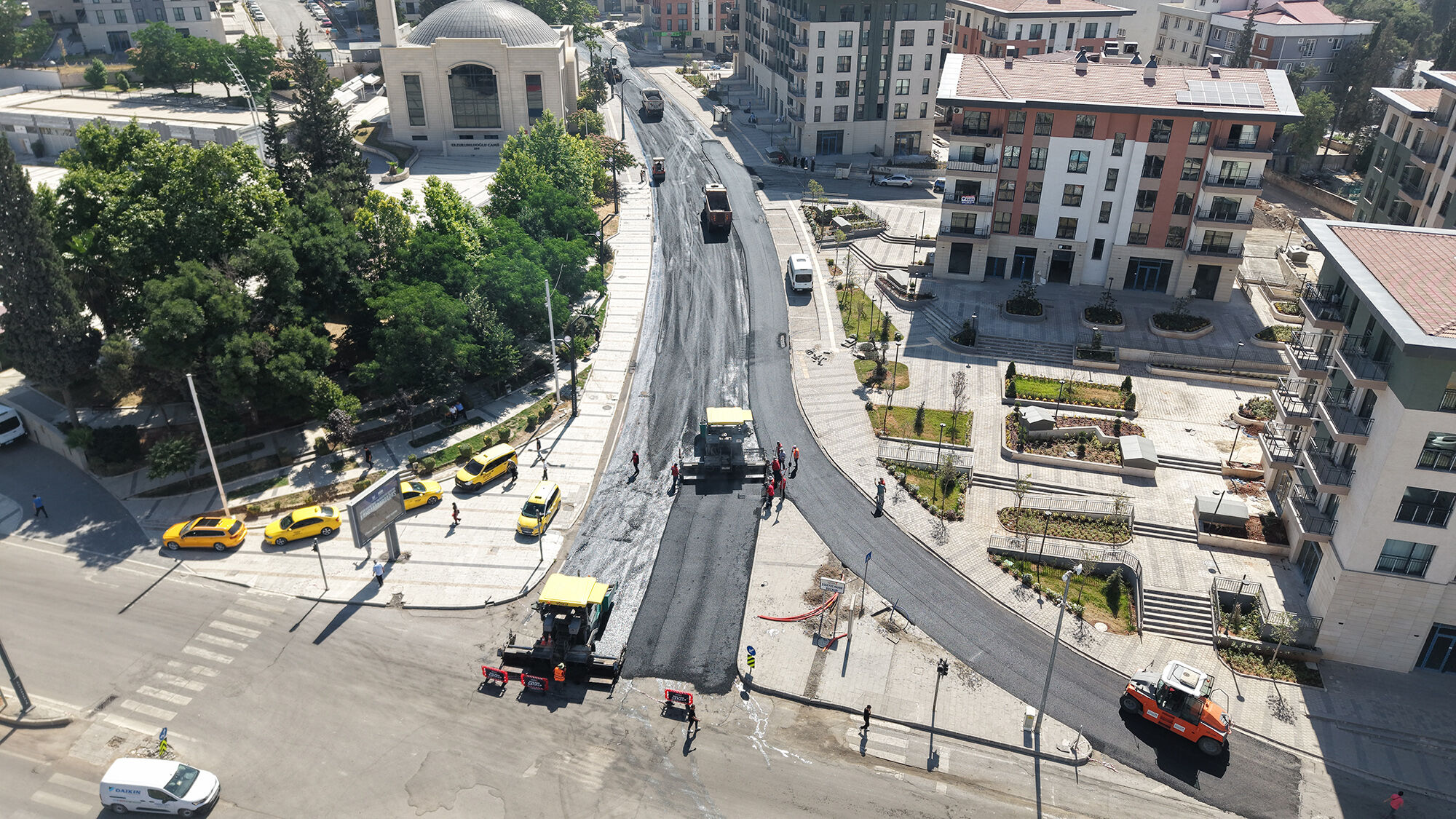 Zübeyde Hanım Caddesi (1)