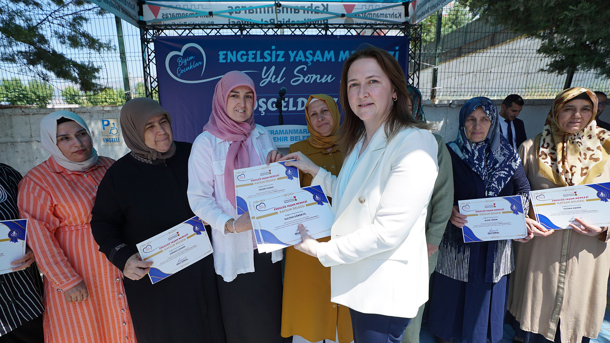 Engelsiz Yaşam Merkezi Yıl Sonu Sergisi (7)